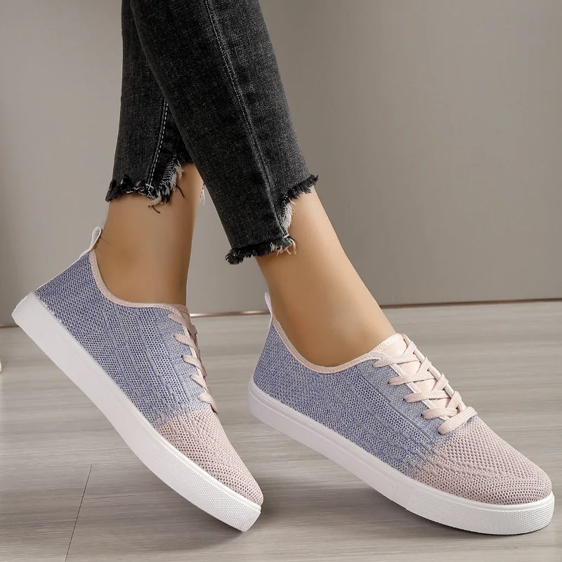 Sapatos femininos vulcanizados com renda, combinando cores, salto plano casual, tênis de malha, moda, novo, 2023