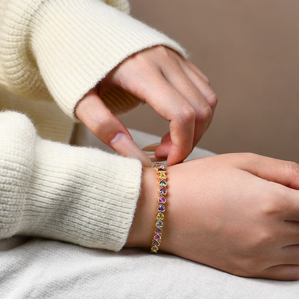 

Очаровательный браслет CHARMING 2026 с разноцветными сапфирами в форме сердца, из стерлингового серебра 925 пробы, для женщин, для вечеринок, на каждый день, в подарок на годовщину