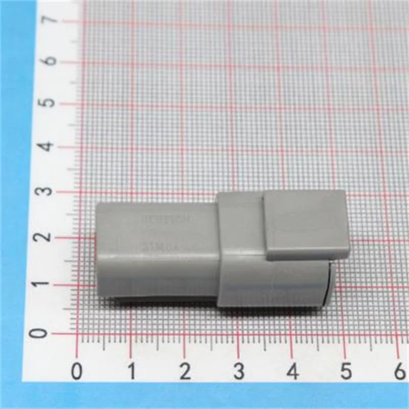 1Pcs/Lot    DTM04-4P   DEUTSCH  CONNECTOR The corresponding metal needle can contact customer service