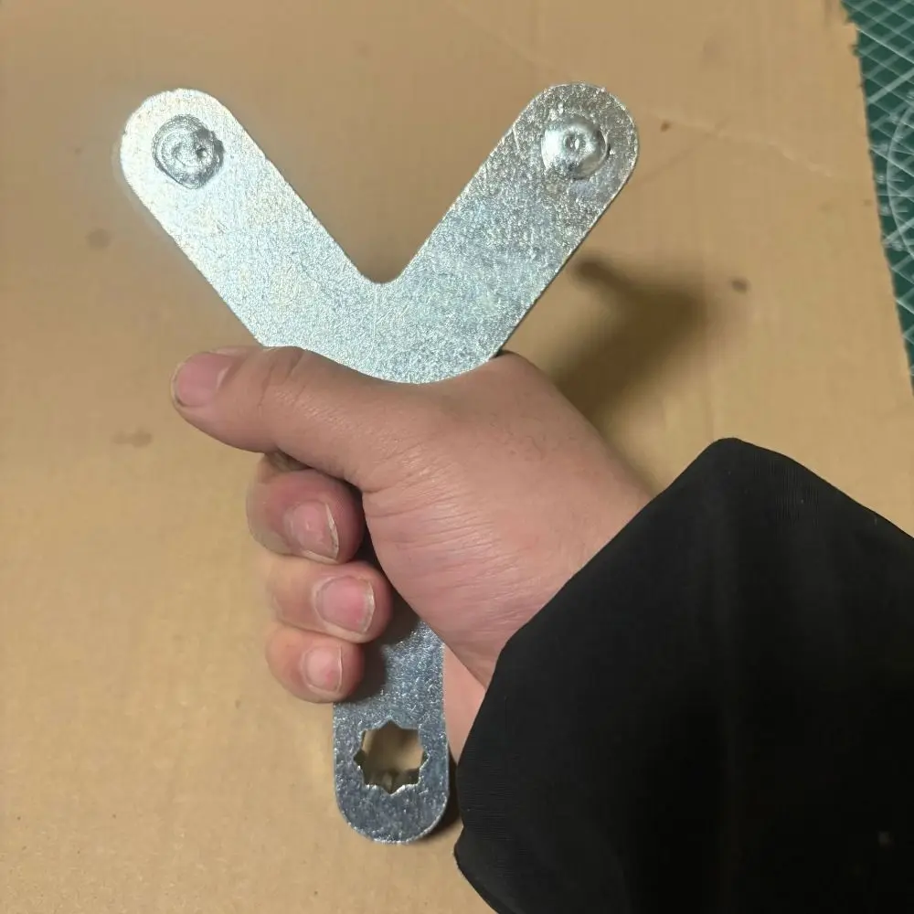 

Heavy-Duty Lower Ball Joint Pry Control Arm Tool Labor-Saving High Strength Car Lower Arm Disassembly Tool Sturdy Steel