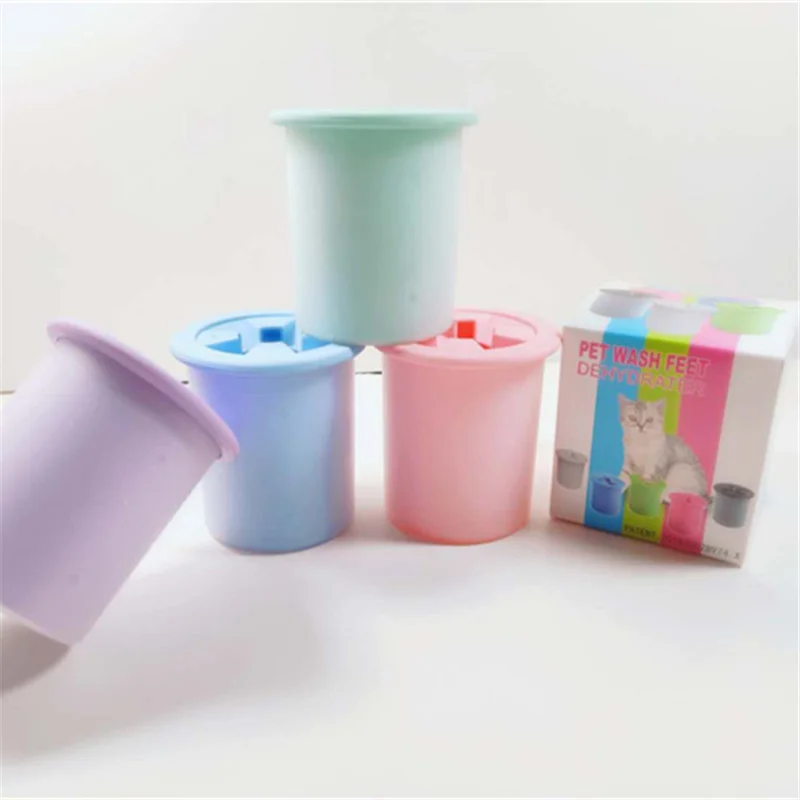 Portable Dog Cat Dirty Paw Cleaner Cup Puppy Kitten Feet Washer Soft Silicone Pet Foot Wash Cup Foot Cleaning Bucket