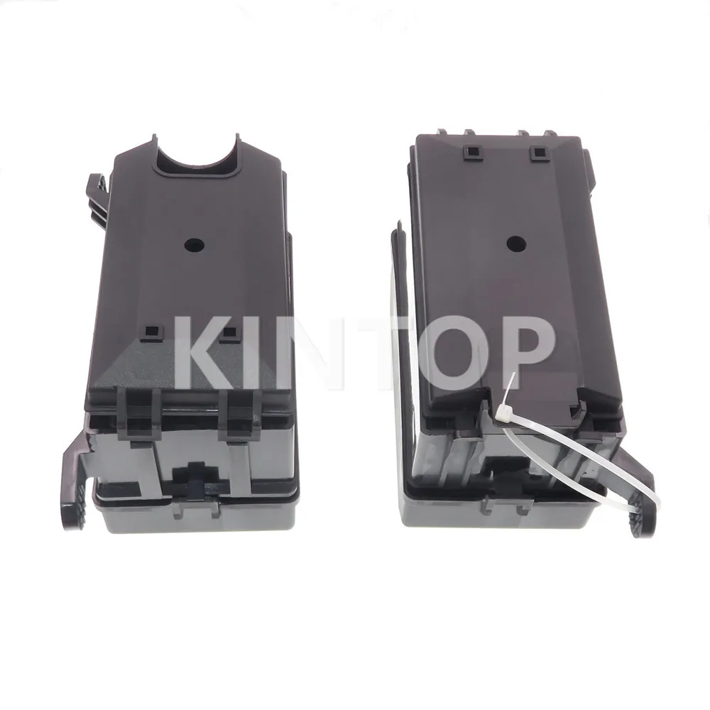 12-Slot Relay Box 6 Relays 6 ATC/ATO Standard Fuses Holder Block With Pins AC Assembly Universal Auto Car Insurance