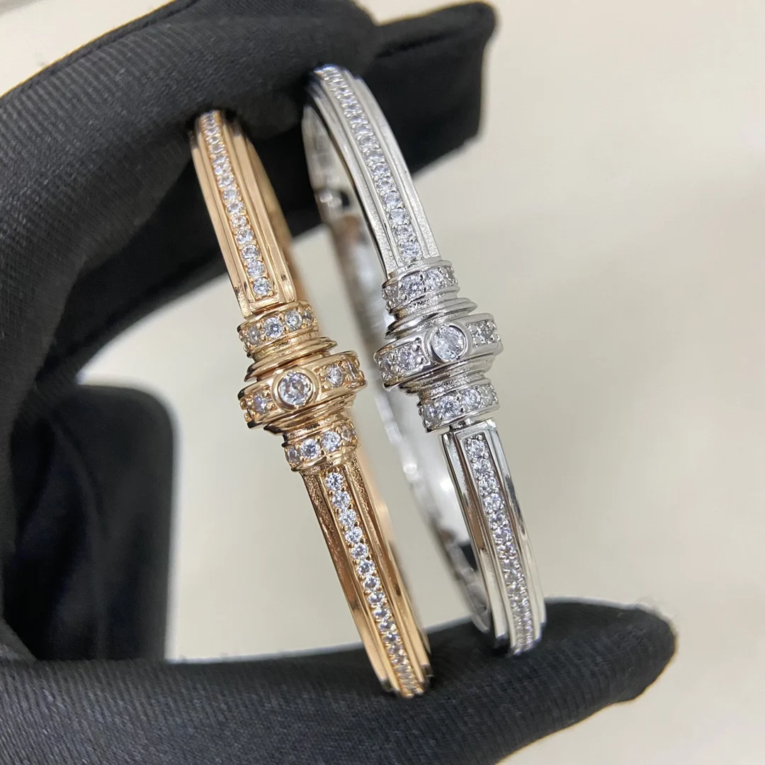 Premium Quality Boutique Jewelry Rotatable Bracelets for Men and Women ·  Exquisite Holiday Jewelry Love Bracelet