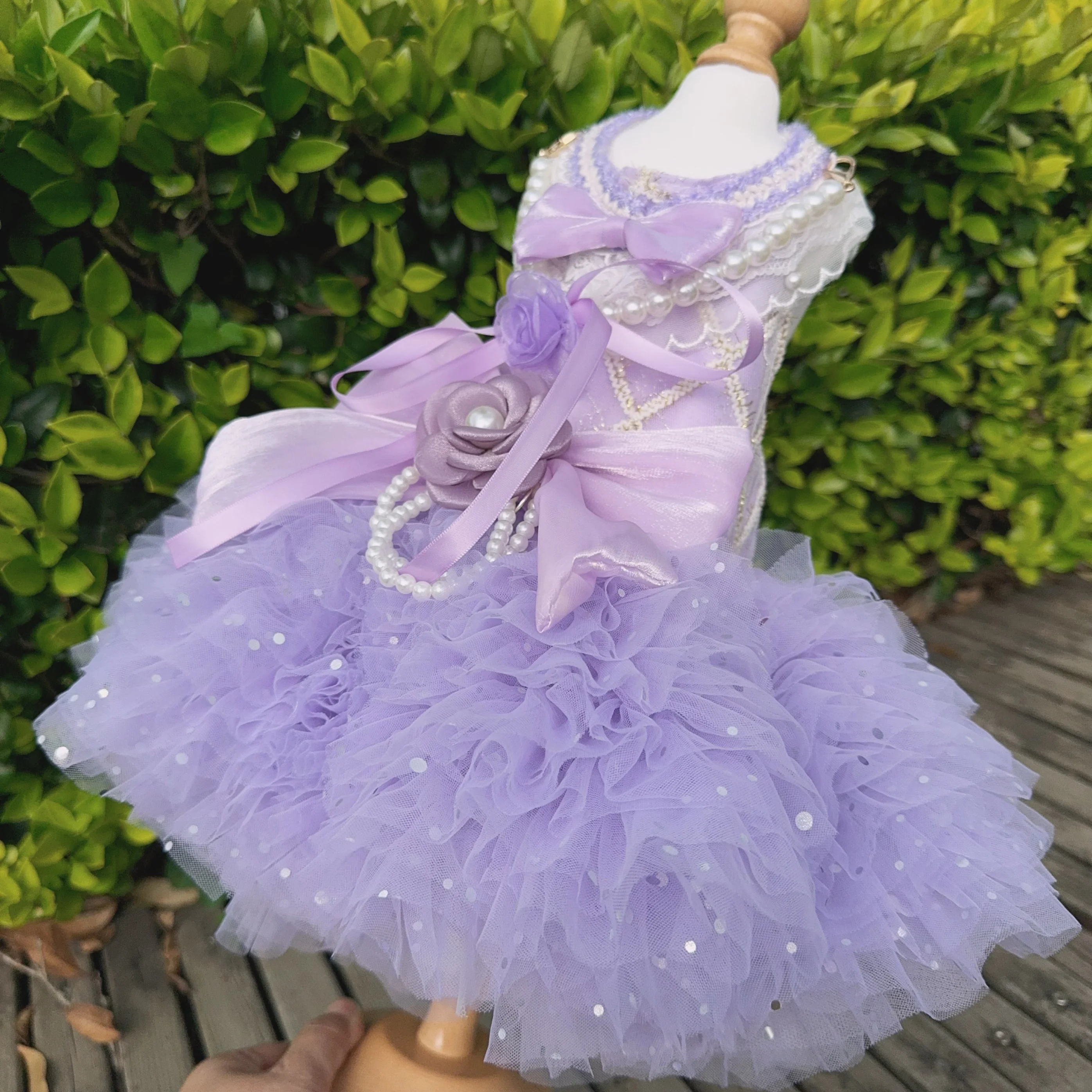 High-end Luxury Purple Pet Dog Clothes Fashion Spring Summer  Handmade Pearl Bow Lace Princess Dress For Small Medium Dog Poodle