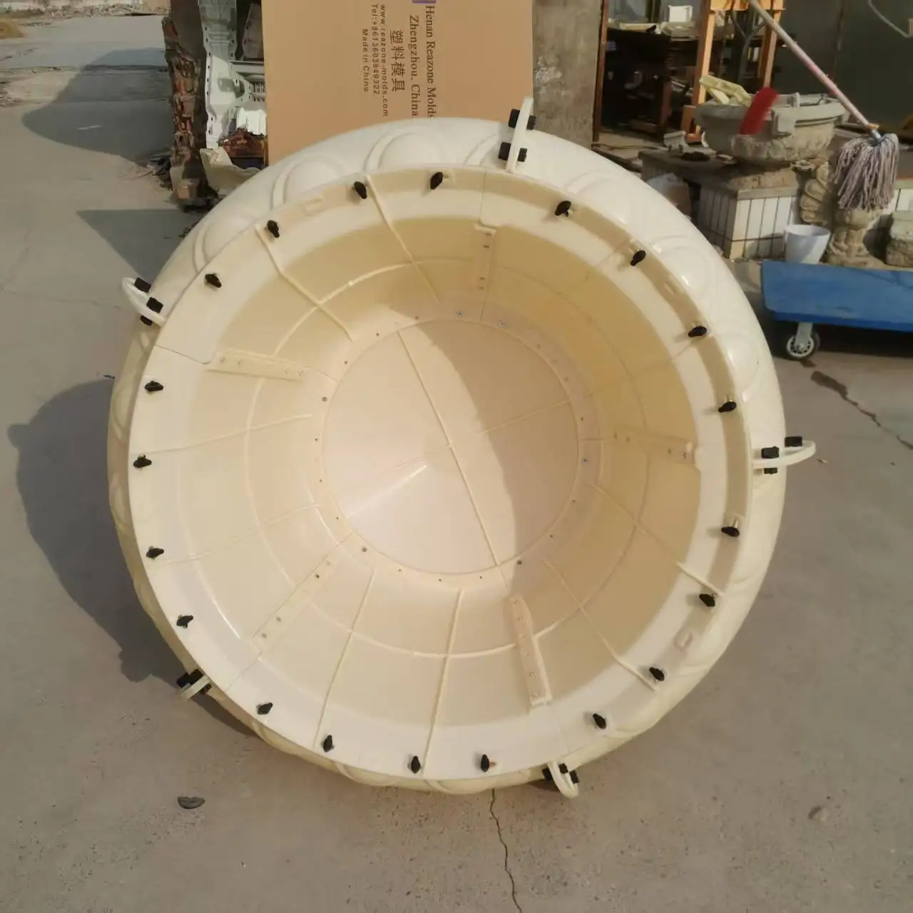 100*70cm New Design Popular Design Precast Garden Decorative Concrete Large Planter Flower Pot Plastic Molds for Sale