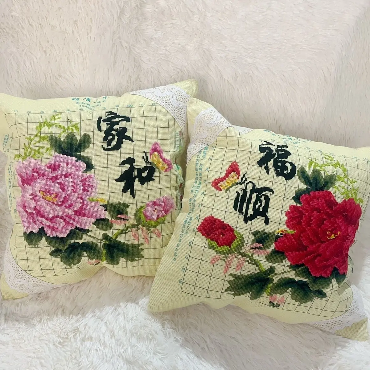 Handmade cross stitch finished pillows for home and Fushun couples, car pillows that can be disassembled and washed