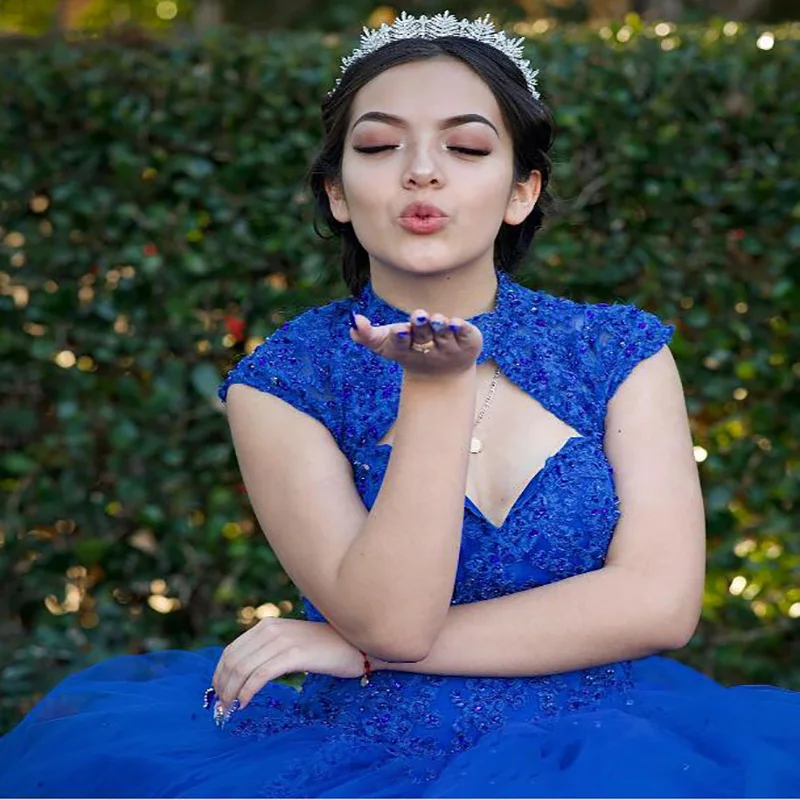 Keyhole Neck Royal Blue Quinceanera Dresses 2022 Backless Beaded Lace Sweet 16 Birthday Dress Vestidos De 15 Años 2022 Prom