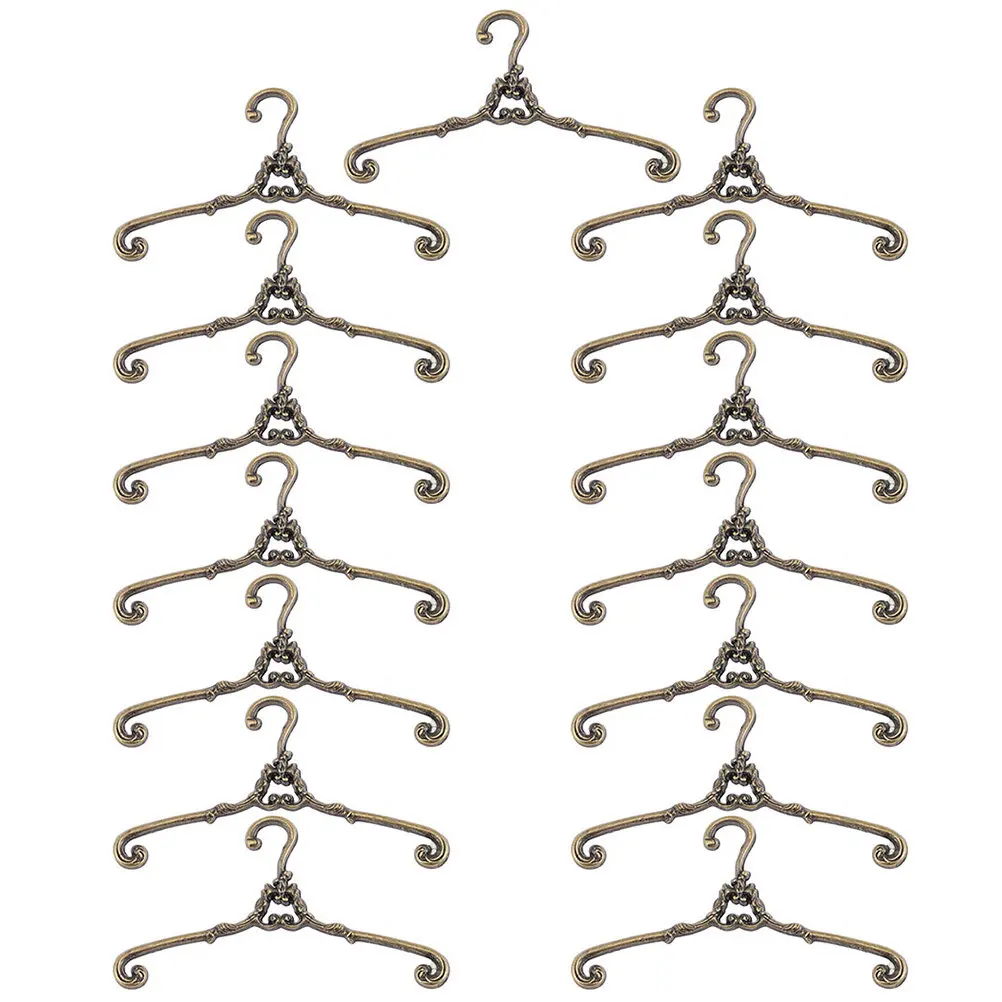 

15Pcs Mini House Vintage Clothes Hangers Small Miniature Garment Rack Hanging Clothes Display Accessories Hangers