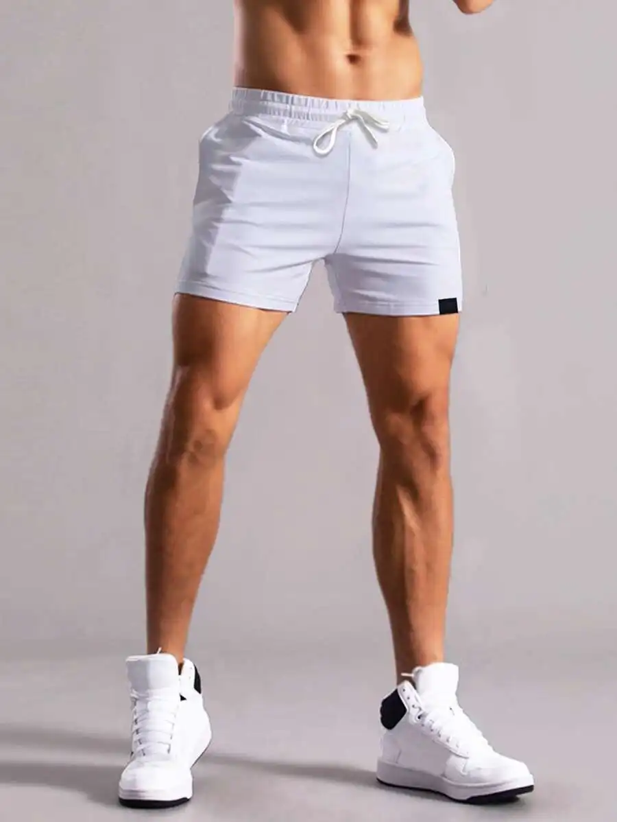 

Men Casual Drawstring Waist Shorts With Patch Detail