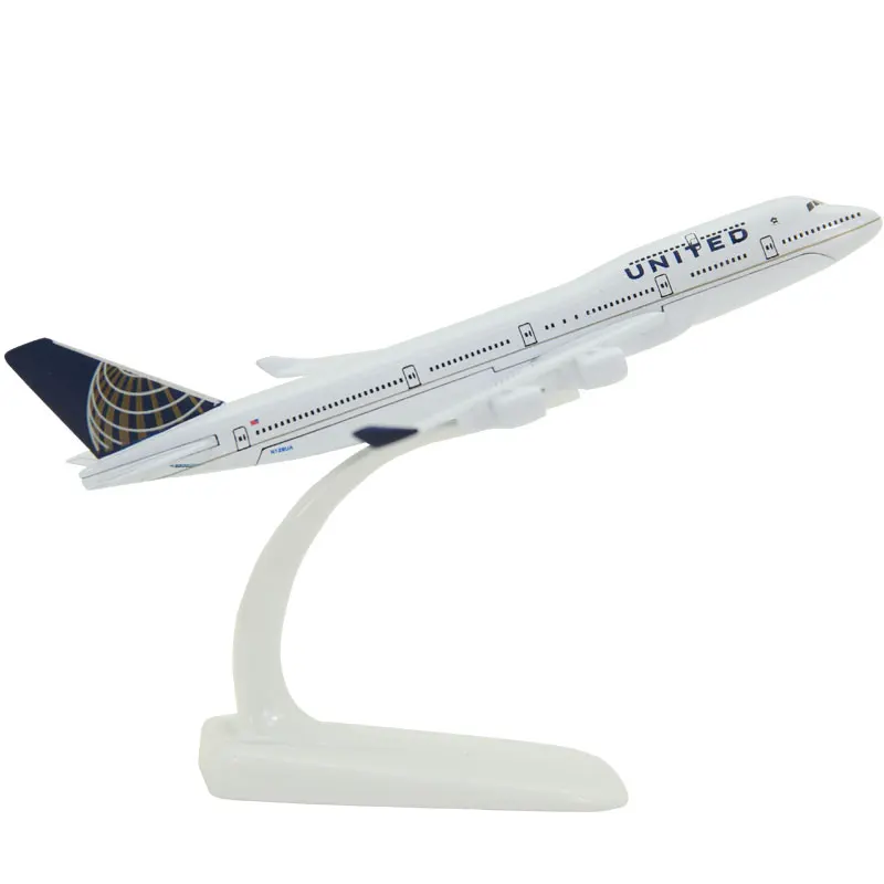 

Diecast 1:400 Scale American Airlines B747-400 Civil Aviation Alloy & Plastic Passenger Jet Model Toy Gift Collection Display