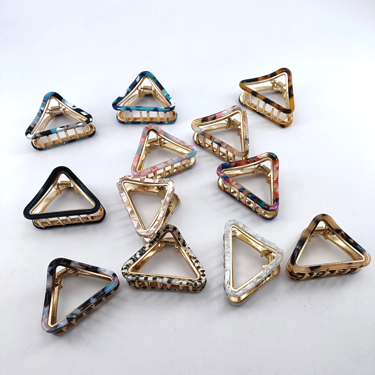 5.8cm Korean style alloy triangle clip with acetic acid minimalist hollow design hair clip and accessory