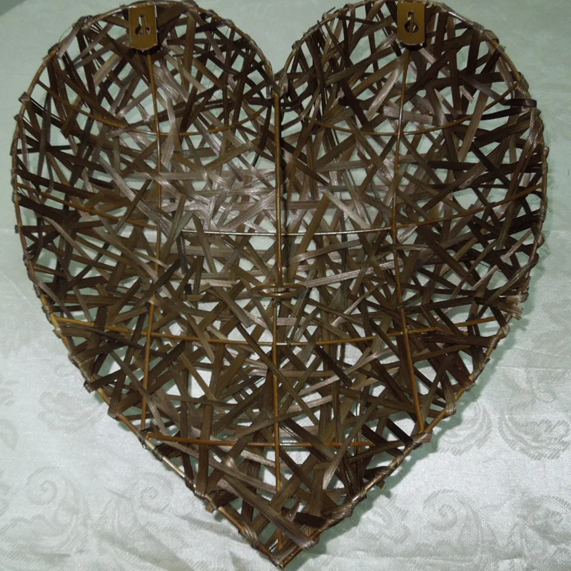 

Heart Shaped Lampshade Pendant Diy Woven Artware Decorative Hanging Rattan Bamboo Strips Weaving Craftsmanship
