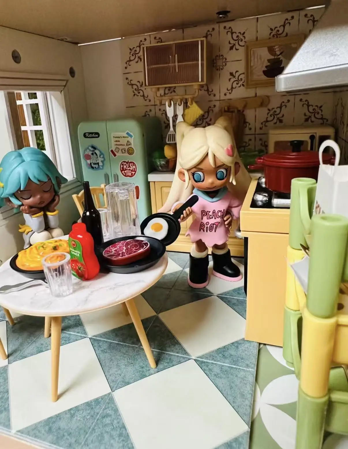 POP MART Серия Blind Box Lil Peach Riot Sleepover: Коллекционная фигурка-сюрприз в стиле кавай-аниме для девочек