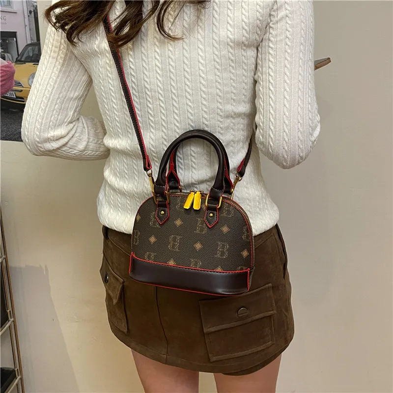 

2025 Big Capacity Work Tote for Professionals, Spacious Laptop Bag Multi-functional Shoulder Crossbody, Lightweight Commuter Bag