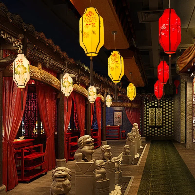 New Chinese-style small chandelier, fabric antique code, creative hand-painted long lantern