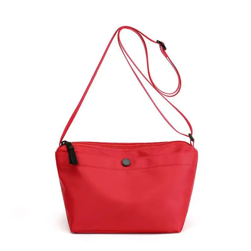 

2025 Summer New Lightweight Women's Bag Small Dumplings Crossbody Bags Versatile Small Bag Korean Version Minimalist Japanese