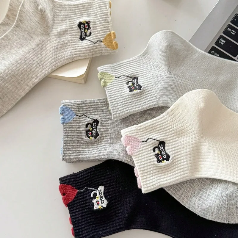 Damen Socken Mode Neu Atmungsaktiv Niedliche Cartoon-Katzen Baumwolle Herz Knöchelsocken für Frauen Koreanischer Stil Mädchen Kurze Socken