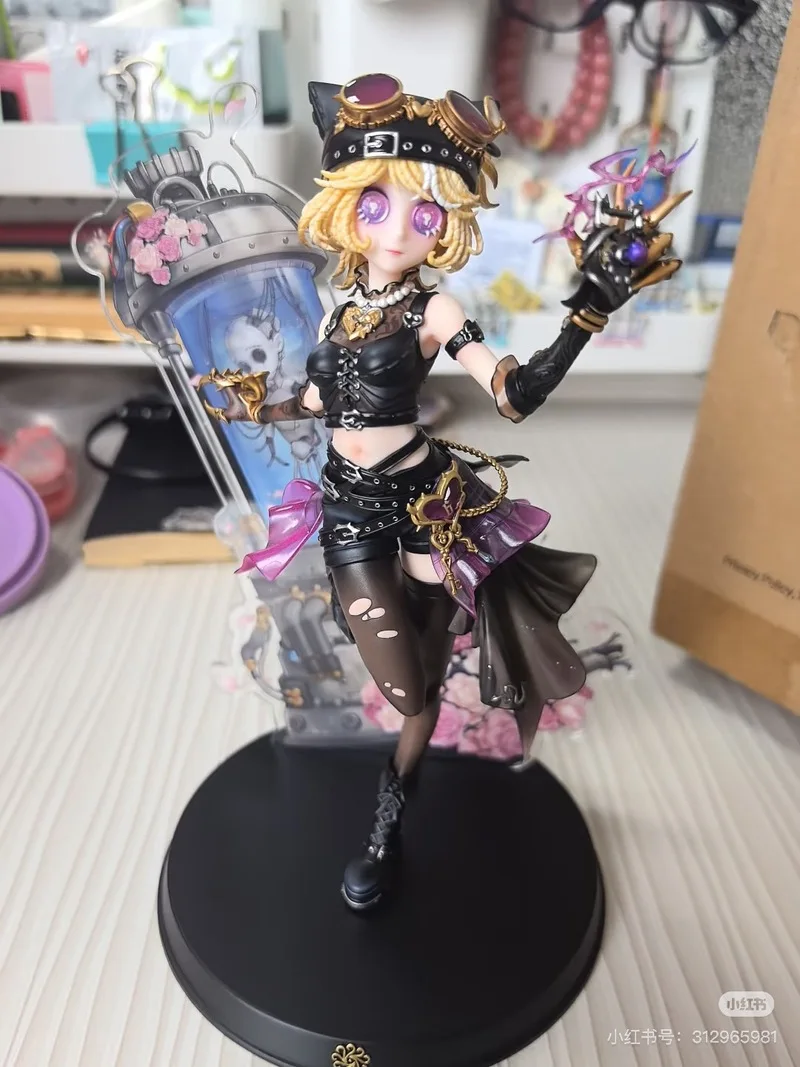 

Identity V Improvisational Gardener Aesop Аниме Фигурка Джек Священник Коллекционная ручная работа Identity V Настольный дисплей Прекрасные подарки