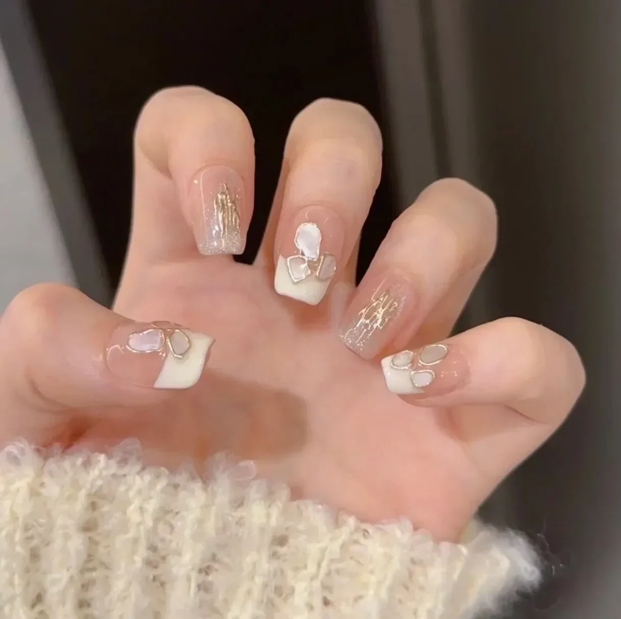 10Pcs Short Gradient French False Nail with White Edge Broken Diamond Wearable Ballet Nails Press on Full Cover Fake Nails Tips image 3