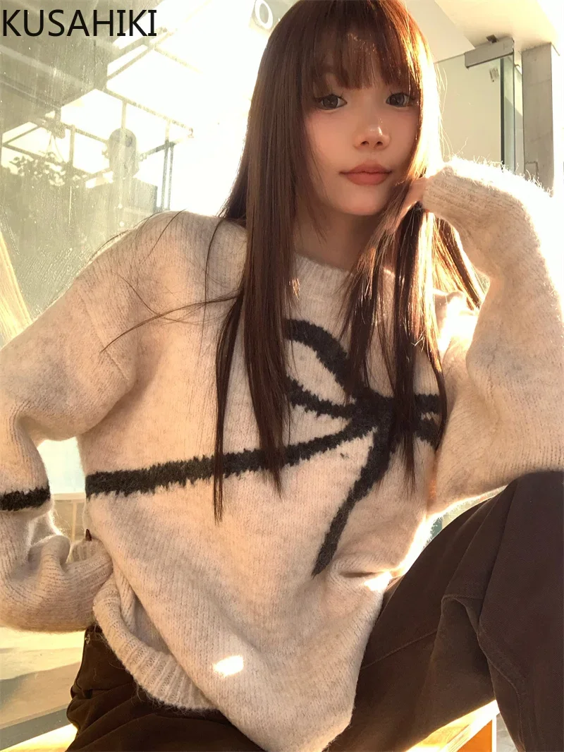 KUSAHIKI Bow Knot Jacquard Round Neck Sweater for Women in Autumn and Winter Causal Long Sleeved Pullover Knitwear Tops