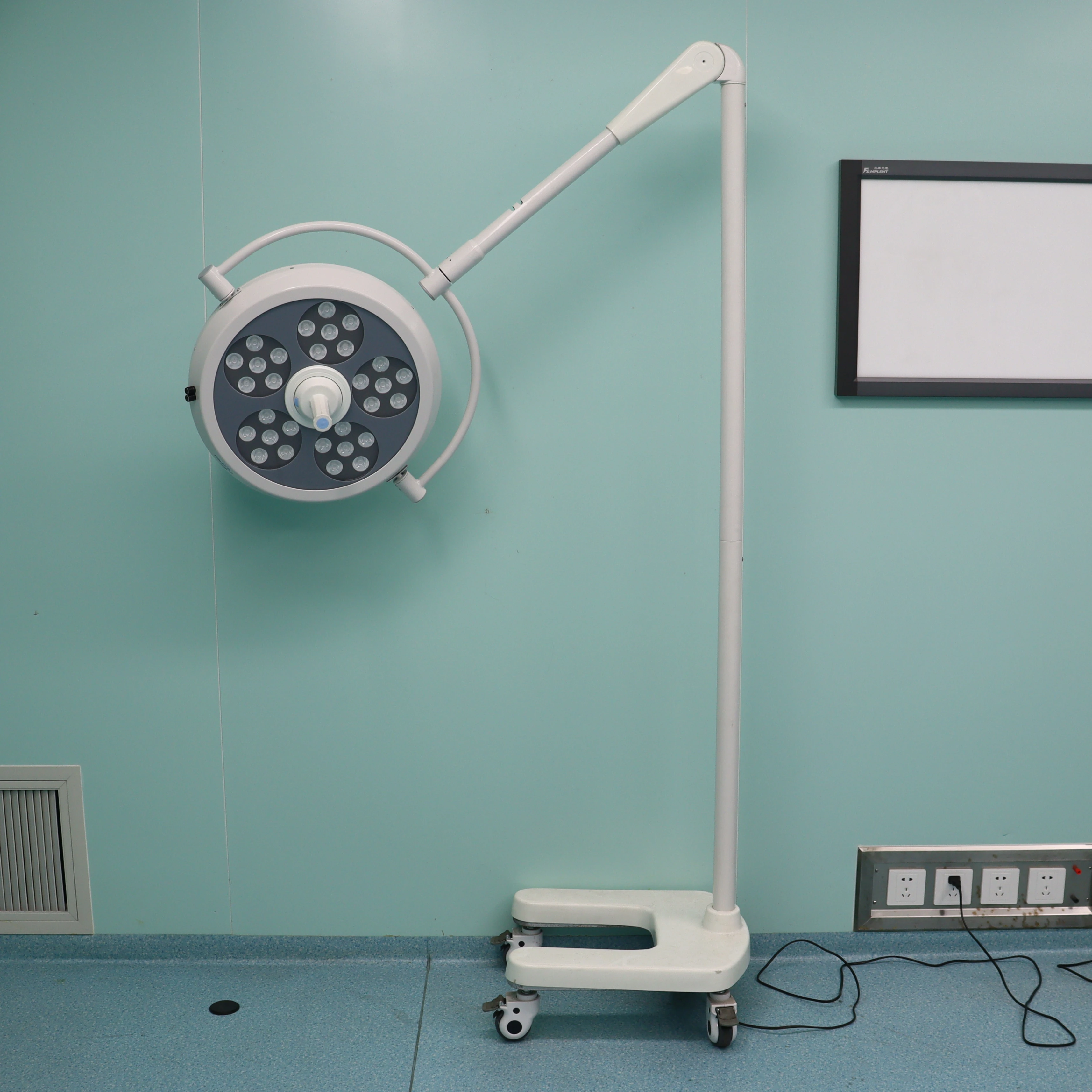 

Hot Selling Electric Mobile Shadowless Inspection Light Veterinary Examination Light for Operating Theatre