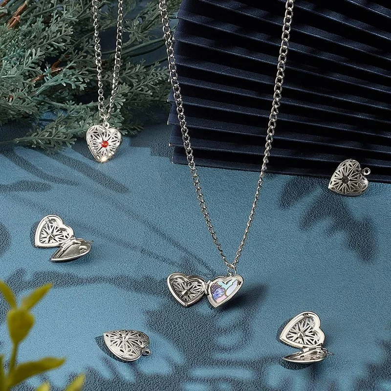NBEADS 1-5PCS 304 Stainless Steel Photo Frame Charms Locket Pendants For Necklaces Women Men Memorial Jewelry