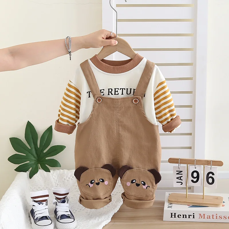 

Комплекты одежды для девочек 2025 Одежда для маленьких мальчиков от 18 до 24 месяцев Футболки с длинными рукавами в полоску с милыми животными и комбинезоны Детский костюм из 2 предметов