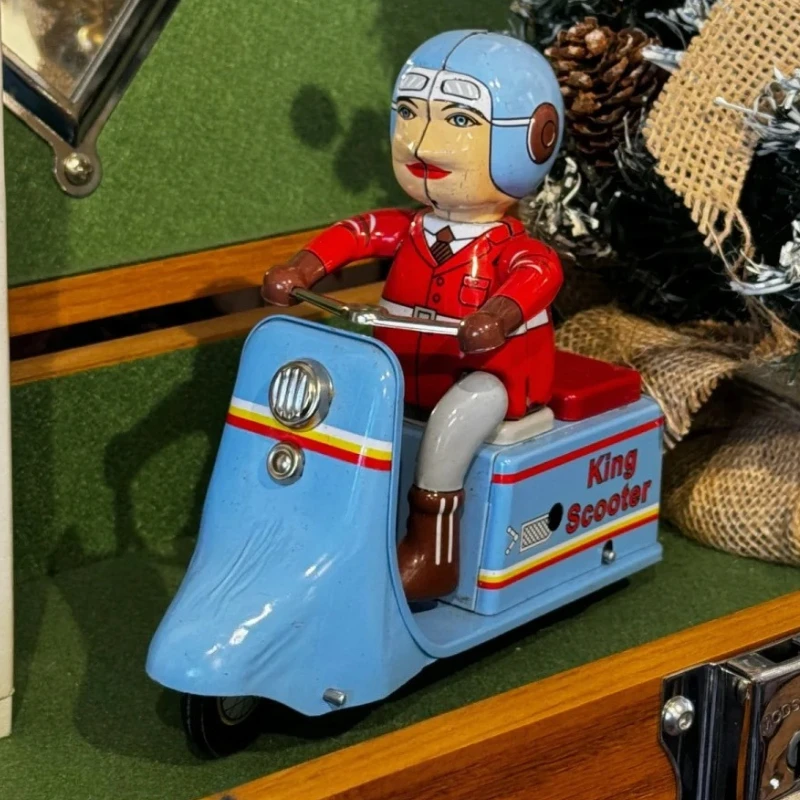 

Room Decoration Clockwork Toy Metal Tin Express King Scooter Pull Back Motorcycle Christmas Gift Desktop Ornament