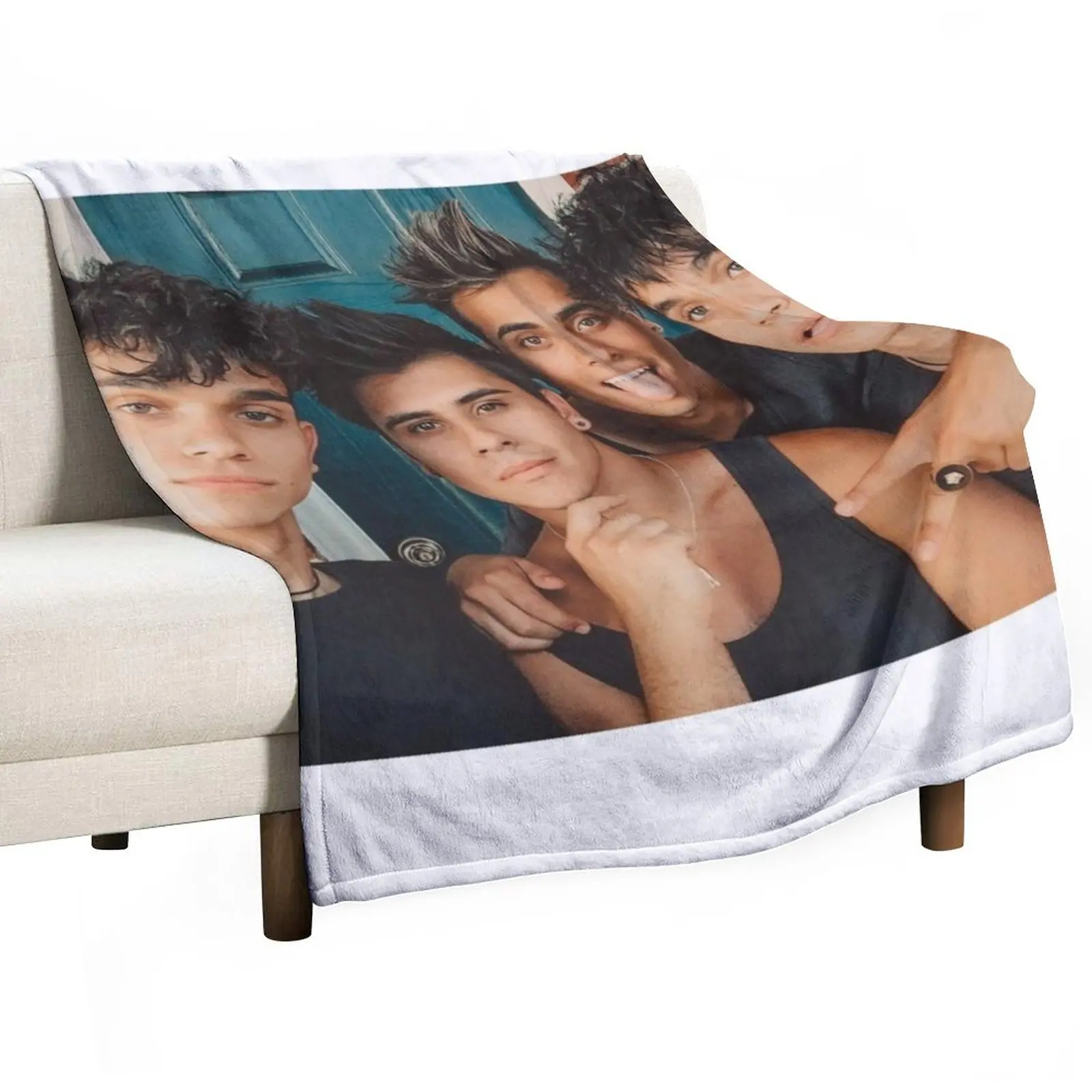 

Dobre Brothers Throw Blanket Decorative Blankets Designer Blankets Shaggy Blanket Nap Blanket