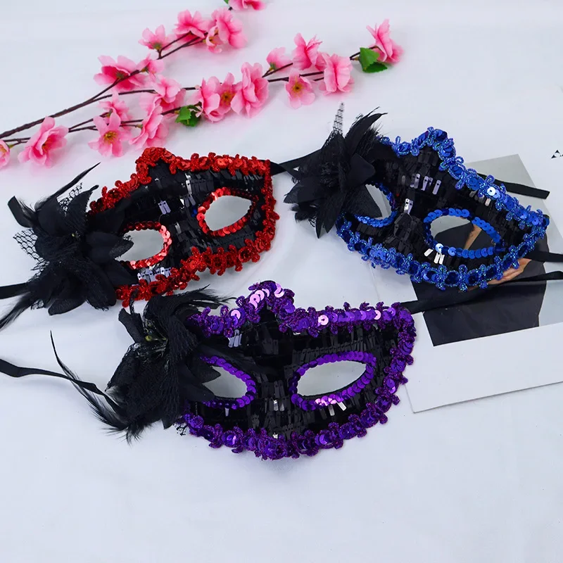 Demi-visage Sexy masque vénitien mascarade diadème plume strass masque pour les yeux exquis dentelle masque femmes carnaval fête décoration
