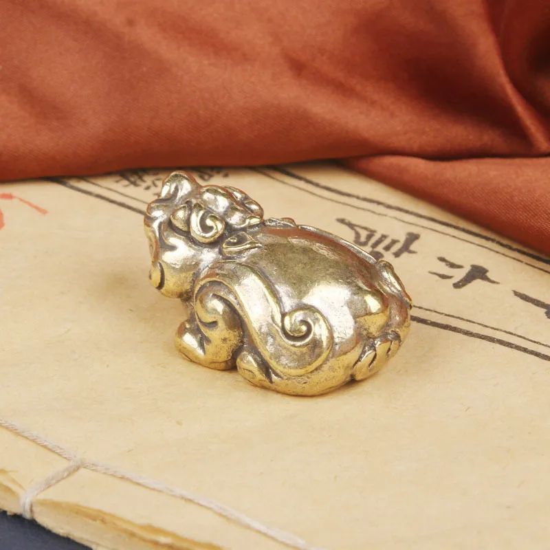 Solid Brass Pixiu Desktop Ornament Mythical Beast Bronze Sculpture Craft Study Paperweight Tea Pet
