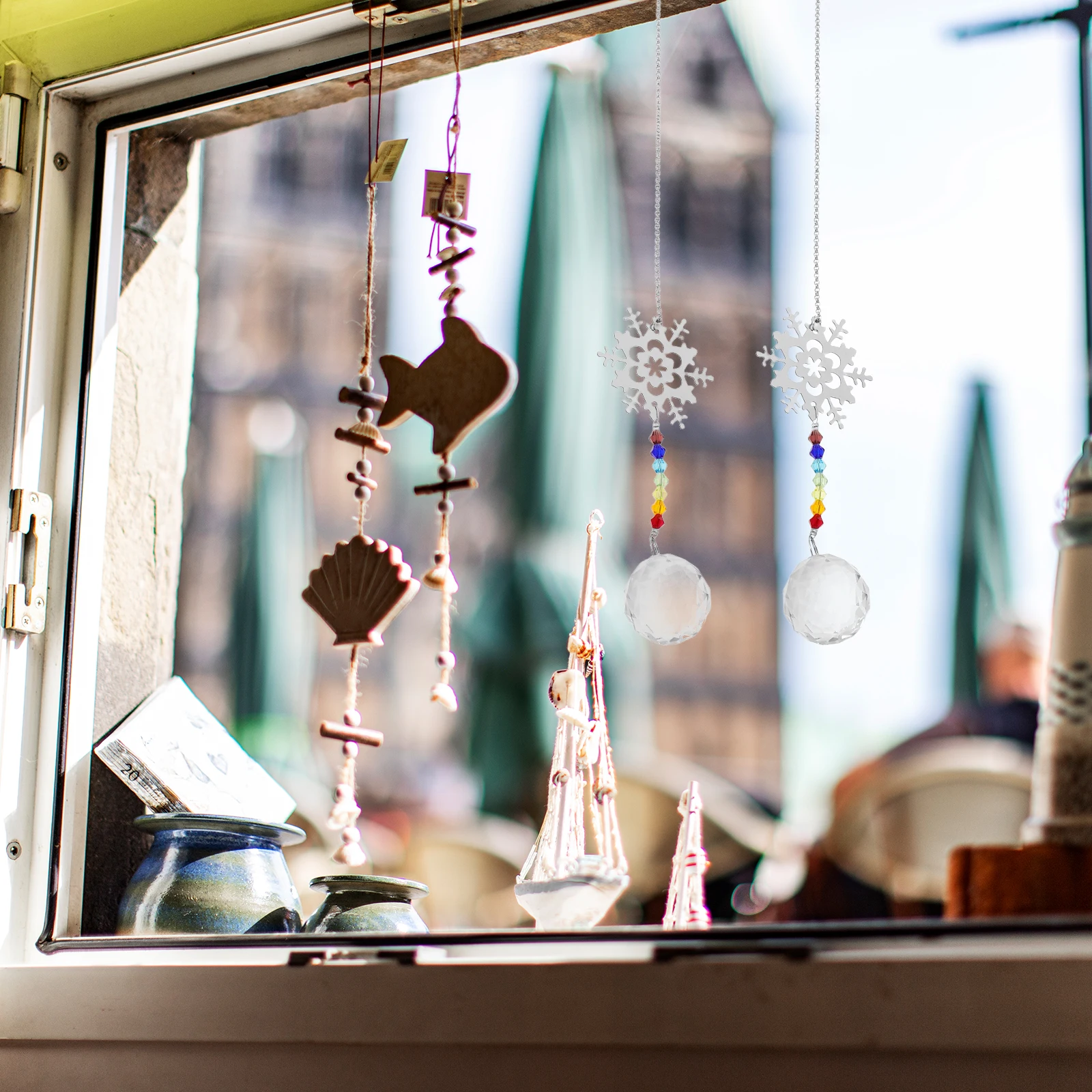 

2pcs Crystal Snowflake Ornaments Hanging Sun Catcher For Christmas Tree Decor Crafts Garden Indoor Outdoor Light Refraction Home