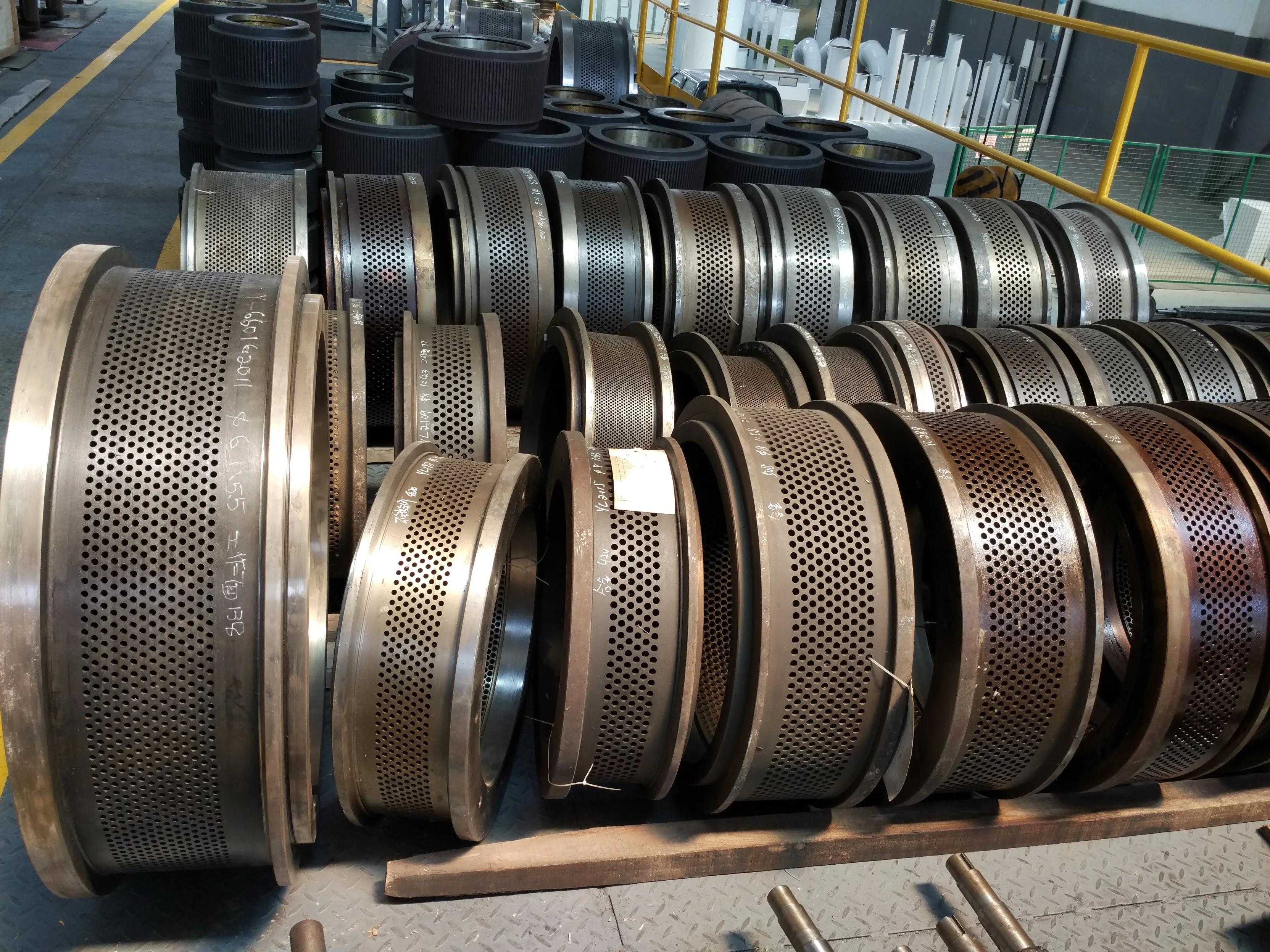 2025年激安販売 マトリックスリングダイ 工場価格 安全機能付き ペレットプレス製造機 農業機械部品