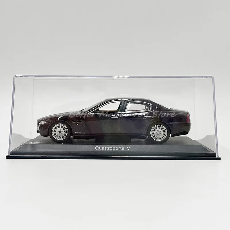 1:43 Diecast Car Model Toy Quattroporte V Replica ﻿