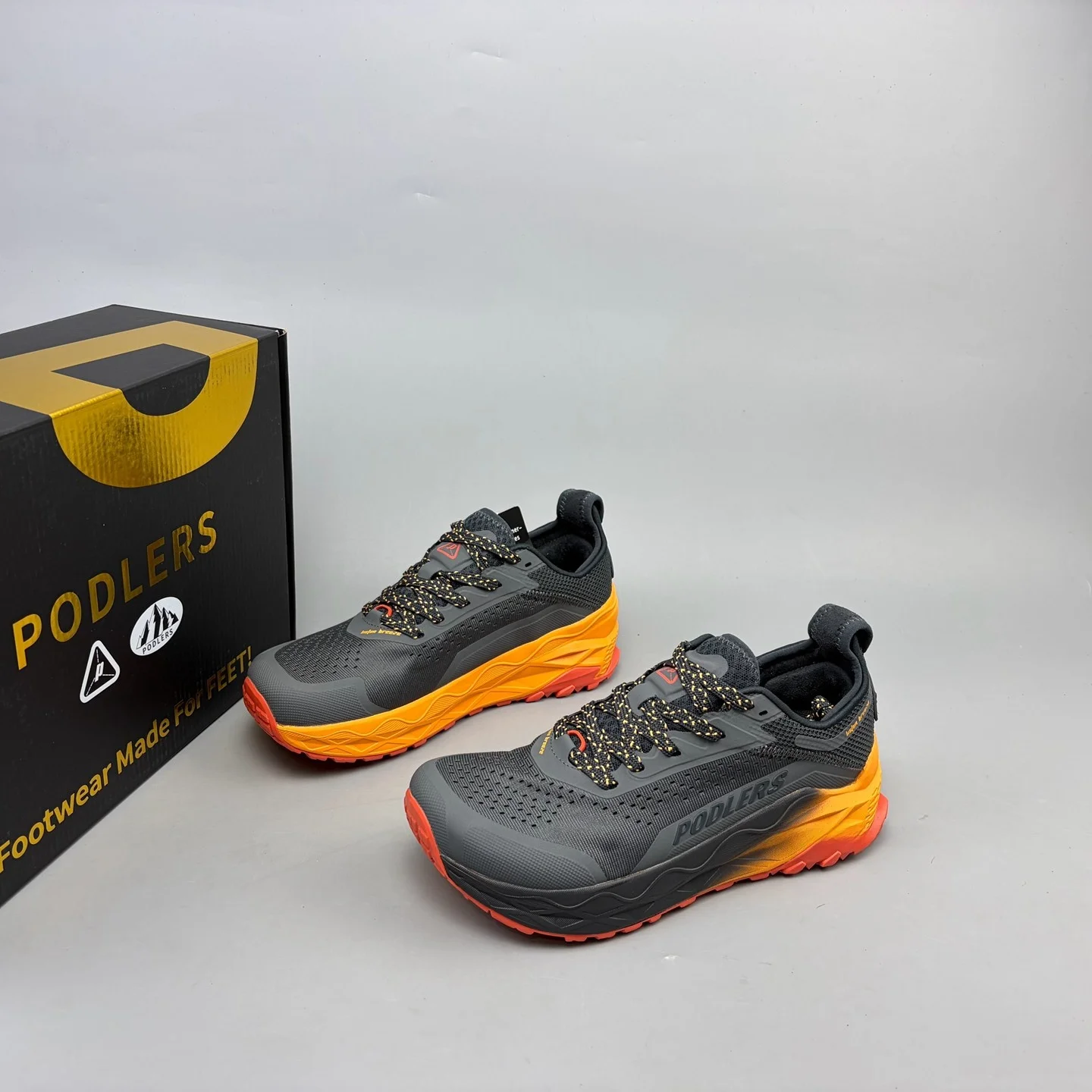 Podler Outdoor Running Shoes Unisex Breathable Shock Absorption Anti-slip Wide Foot Accommodating Low Cut Mesh Lined Hiking B...