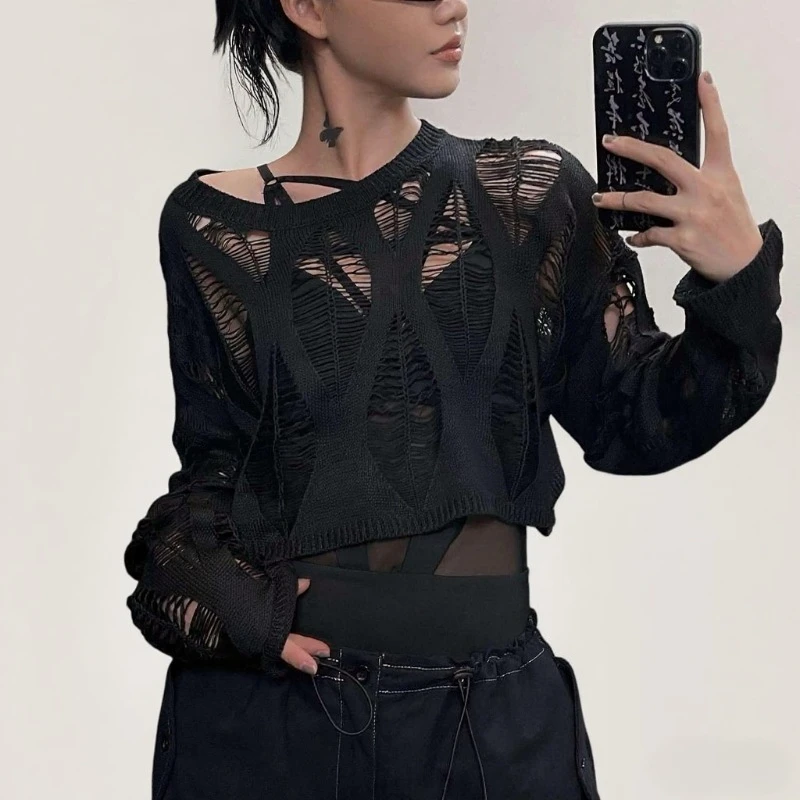 بلوزة محبوكة مجوفة واقية من الشمس بأكمام طويلة على الطراز القوطي أسود داكن مثير سترة رفيعة للنساء قطع علوية صيفية أنيقة Y2k