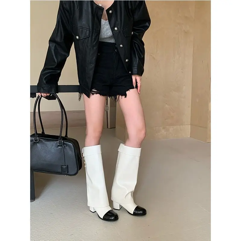 

Женские сексуальные байкерские ботинки выше колена на танкетке, повседневные дизайнерские брендовые утепленные плюшевые готические ботинки выше колена 2026 года