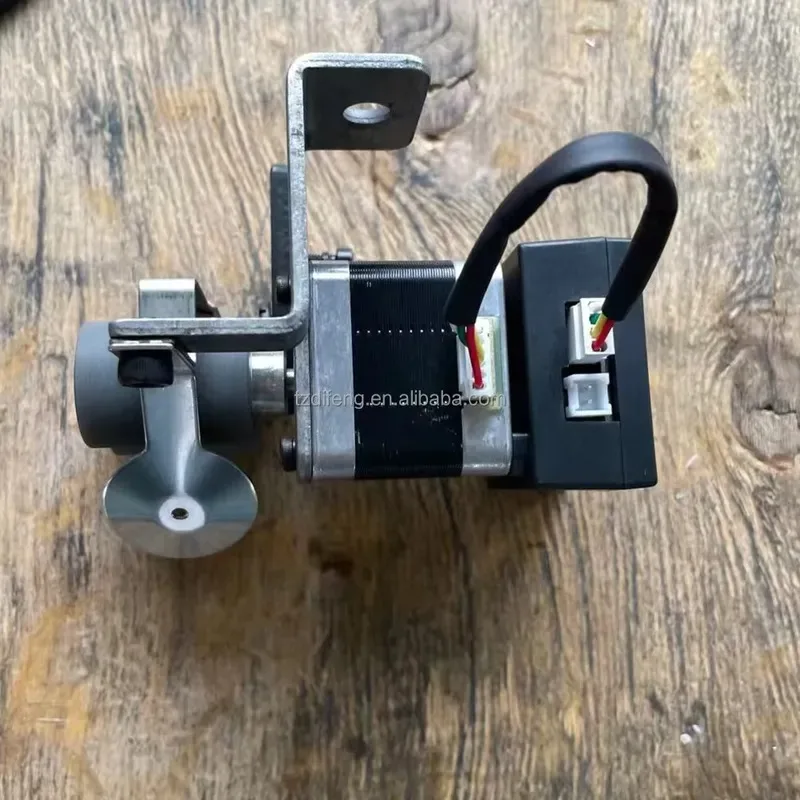 Rubber Band Feeding Device for Glove Knitting Machine