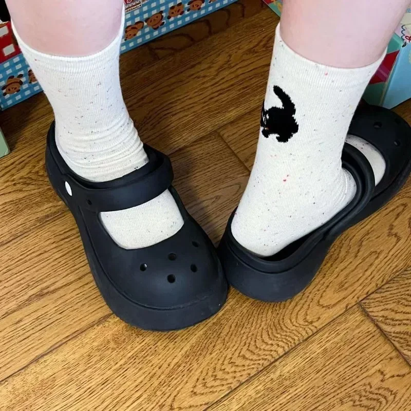 新しい秋のヴィンテージドット柄女性用猫魚ソックス、かわいい漫画の猫魚柄ミドル丈ソックス、柔らかい保温性のあるクルーソックス