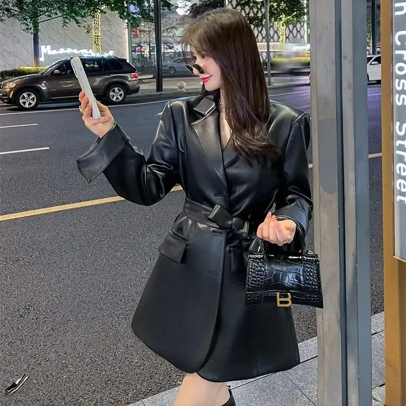 Blazer color caffè Retro Bella giacca in pelle PU Ins Autunno da donna Nuova giacca da abito snellente in vita di fascia alta alla moda