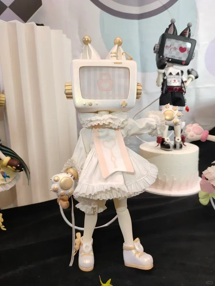 Ufdoll X Autuna Cat Tv Channel Game Party 1/6 Bjd Mobile Joint Blind Box Desktop Dolce e carino Regalo speciale Giocattoli In Magazzino