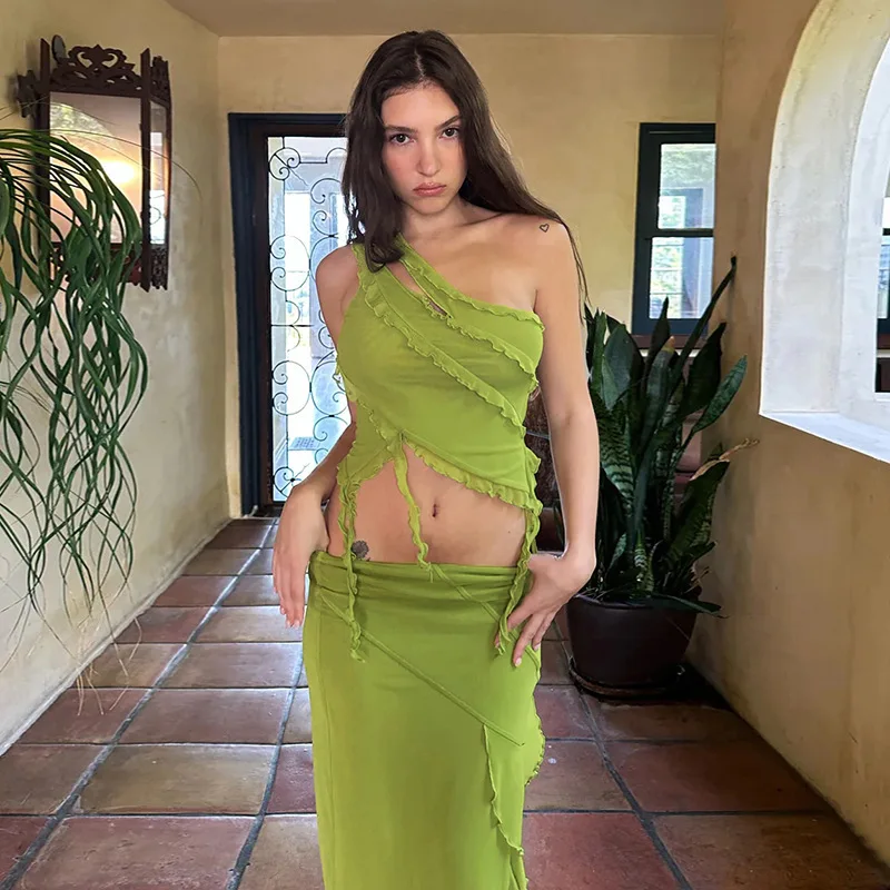 2023 Summer Fashion Women's Clothing New Style Slant Neck Ear Edge Slimming Bareback Tassel Versatile Small Tank Top