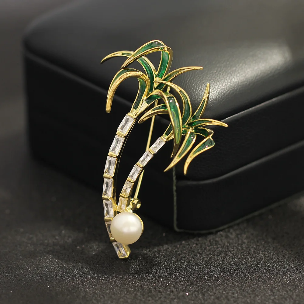 Elegant Versatile Chinese Style Lucky Coconut Tree Brooch For Women Gold Base Green Inlaid Stones Pearl Auspicious Vacation Wear