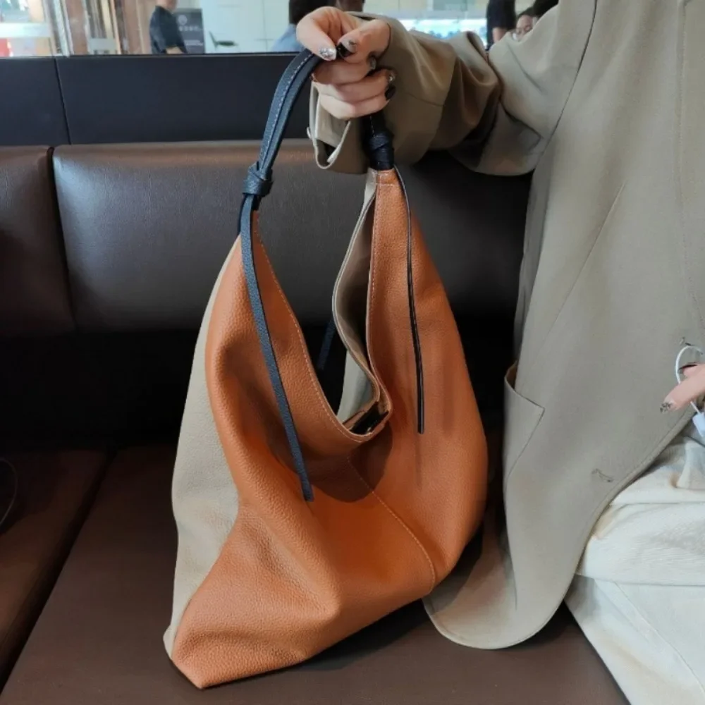 New Trend Leather Texture Magnetic Vintage Underarm Bag All-match Korea Panelled Casual Shoulder Large Capacity Moda Women Totes