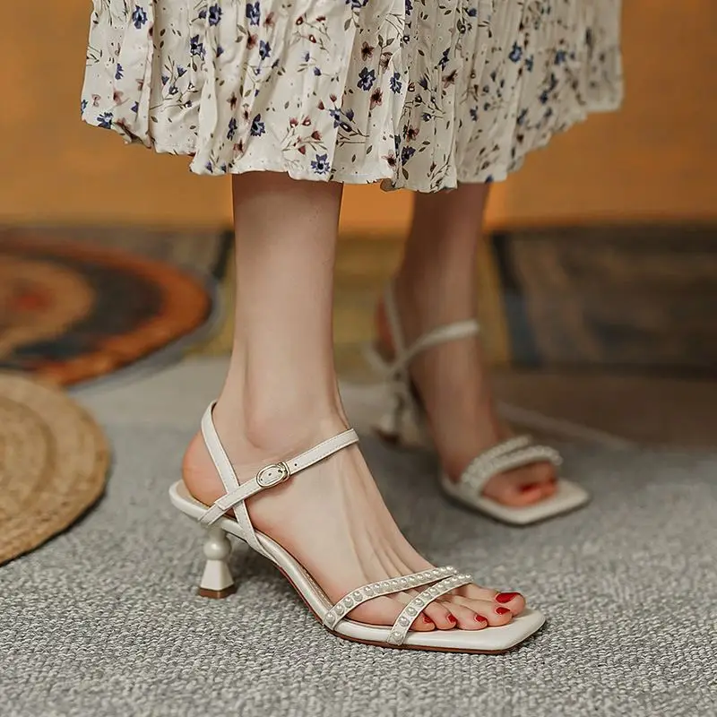 Krazing Pot 2024 Natural Leather Buckle Straps Pearl-studded Summer Shoes Strange Style High Heels Sexy Daily Wear Women Sandals