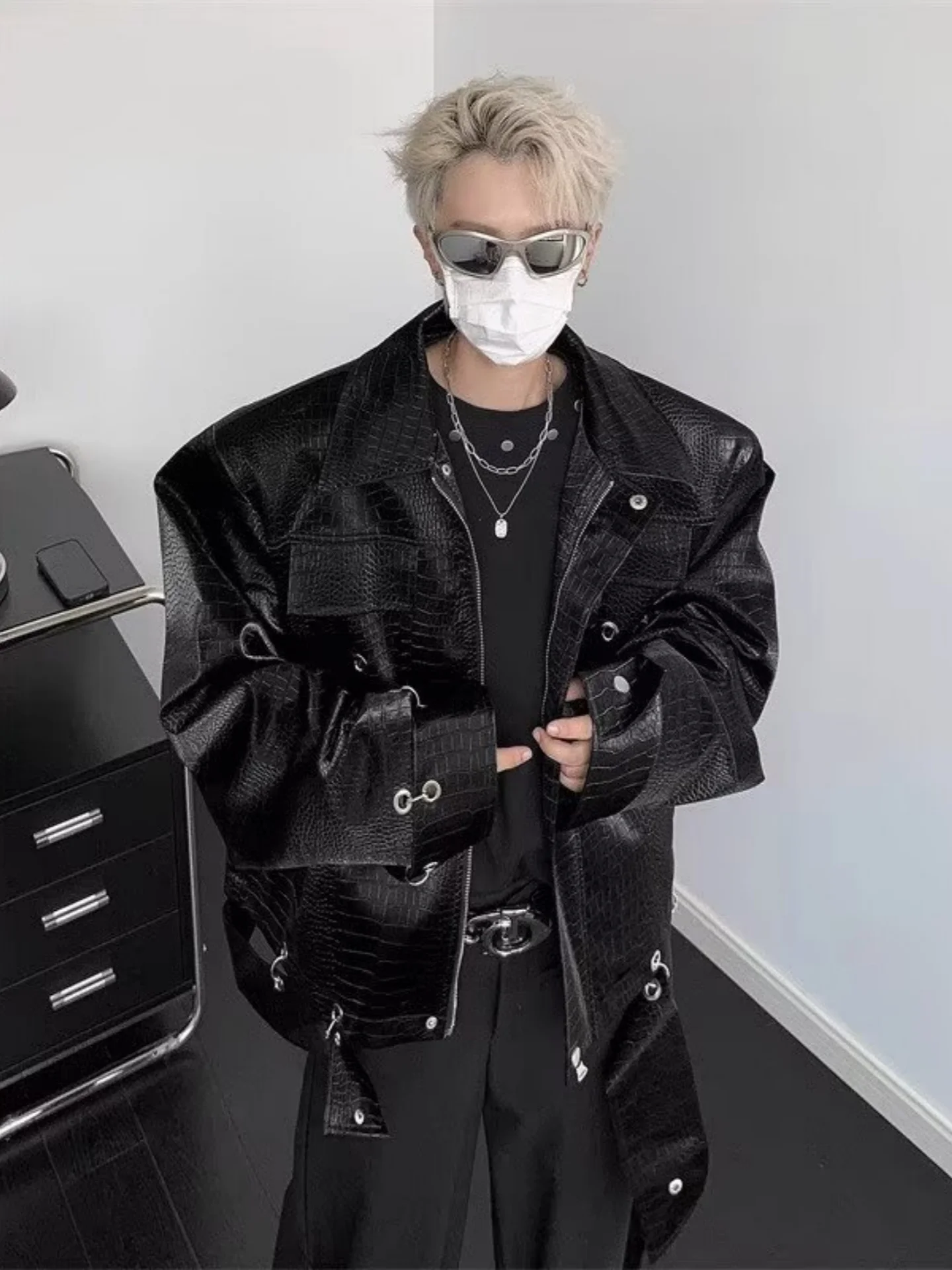 

ort Men's Jaet Crocodile Pattern oulder Padded PU Leather Coat Splicing Design High Faion Versatile Top Casual Sle