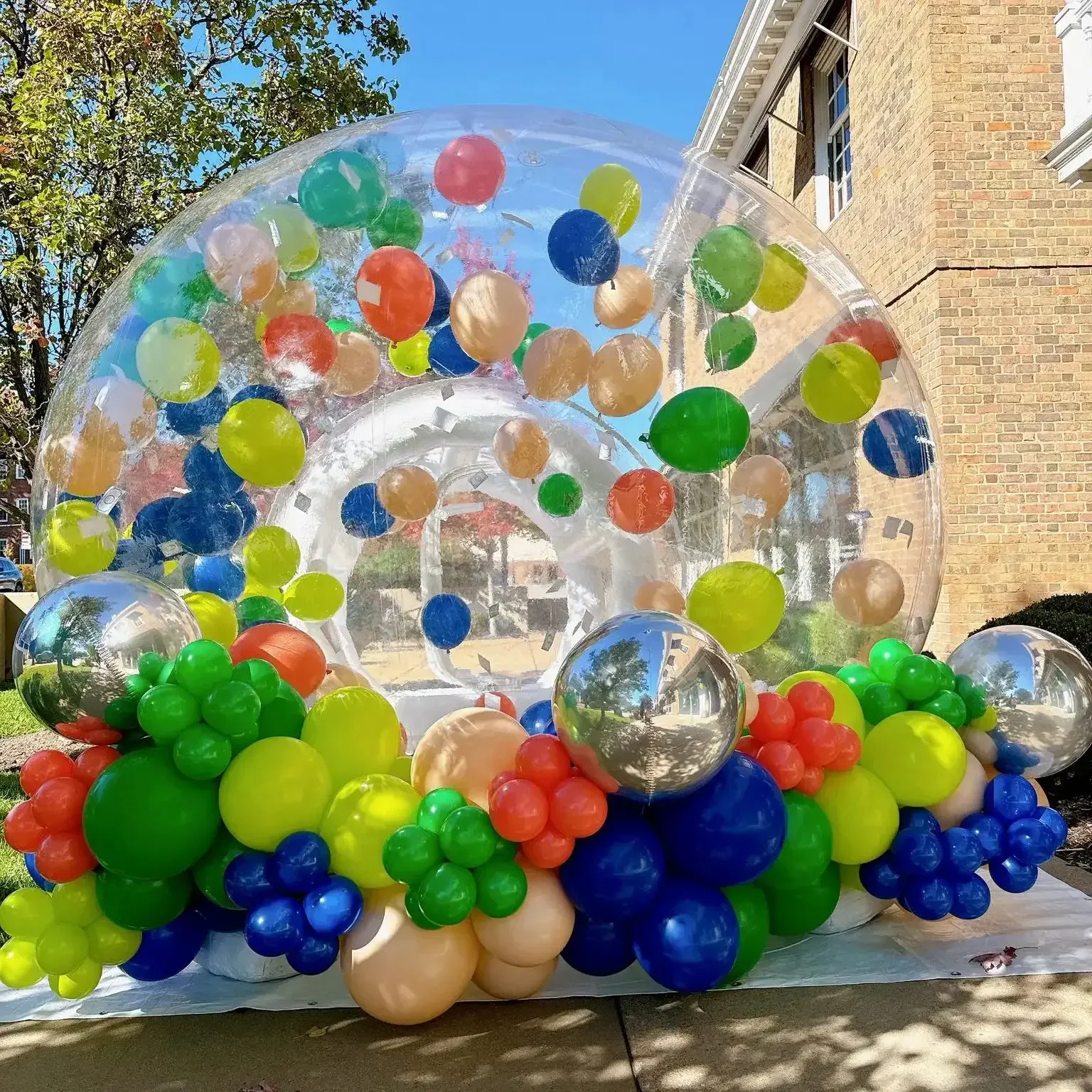 Transparentes aufblasbares Kristallkuppel-Blasenzelt, aufblasbares Blasenzelt mit Luftballons für den Außenbereich