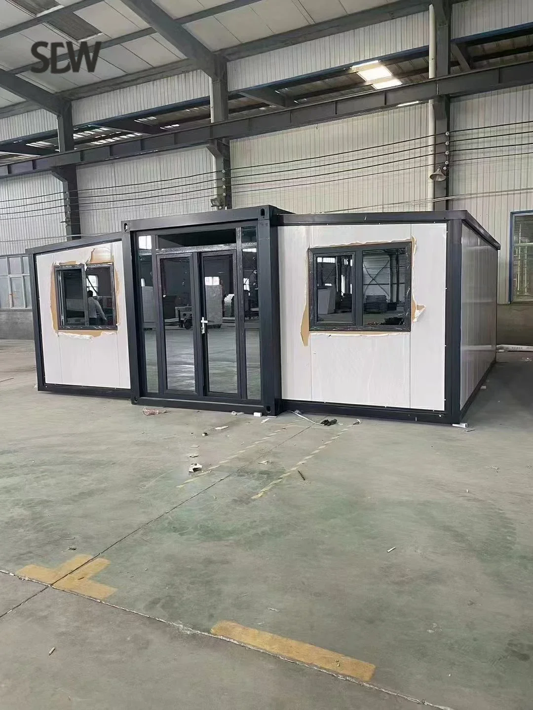 YG Cheap Ready Made Camp Accommodation Modular Expandable Container House Prefabricated Temporary Portable Tiny House