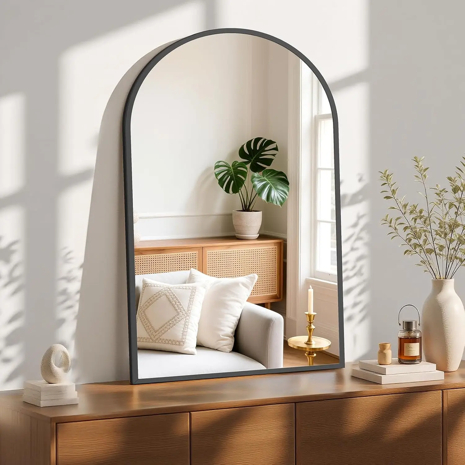 مرآة حائط حمام سوداء مقوسة مقاس 26 × 38 بوصة، مرآة زينة أنيقة للنوم أو الكلية، تصميم مريح يومي حديث #2