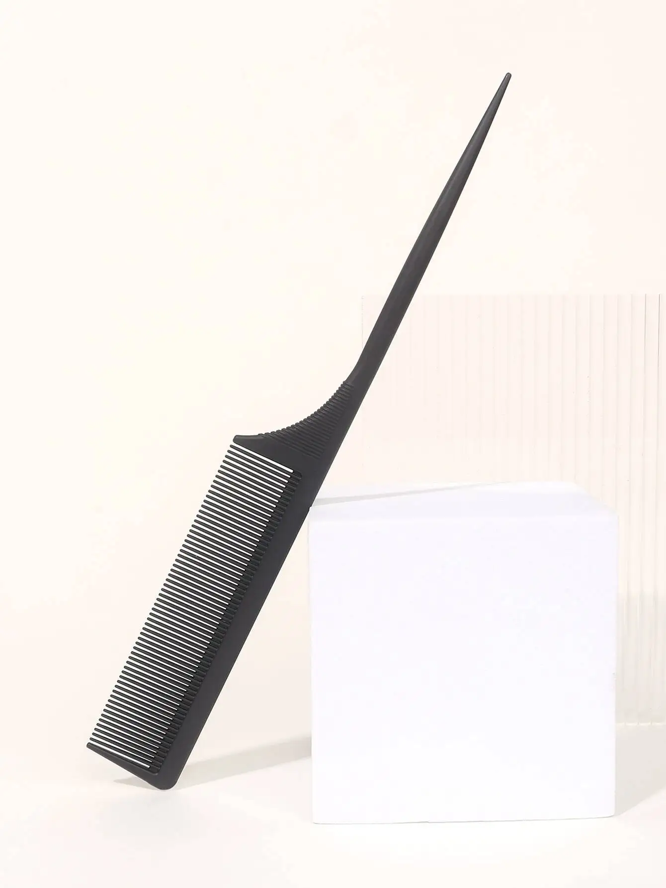 

1PC Rat Tail Comb, Plastic Rat Tail Comb Parting Comb. Pintail Comb Teasing Comb Styling Comb With Thin And Long Handle For Men Women Girl Salon Home Supplies, Hair Brush/ Hair Comb(Black),Back To School,Travel Holiday Essentials,Hair Accessories For Wome